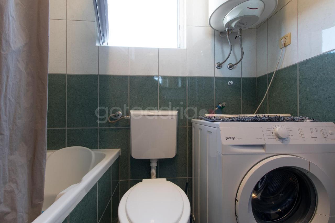 Apartment Vesna With Balcony & Free Parking Μακάρσκα Εξωτερικό φωτογραφία